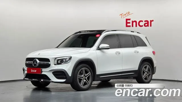 Mercedes-Benz GLB-Class 2021 — photo 1