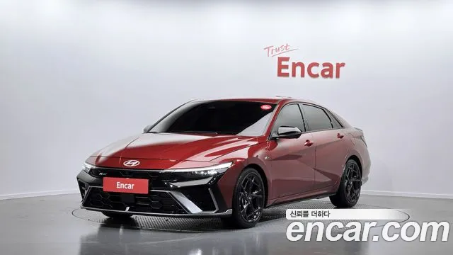 Hyundai AVANTE 2024 — photo 1