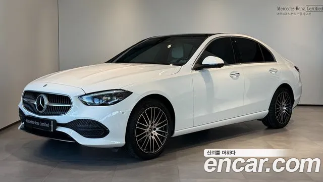Mercedes-Benz C-Class 2026 — photo 1