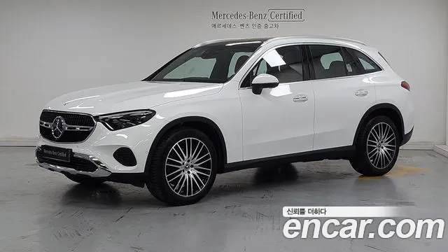 Mercedes-Benz GLC-Class 2026 — photo 1