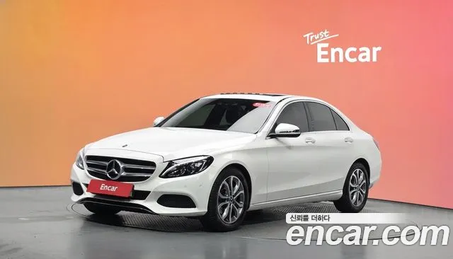 Mercedes-Benz C-Class 2018 — photo 1