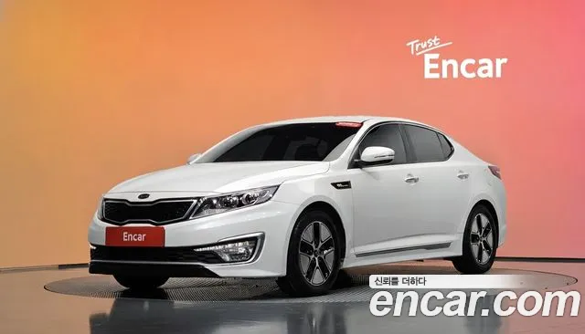 Kia K5 2013 — photo 1