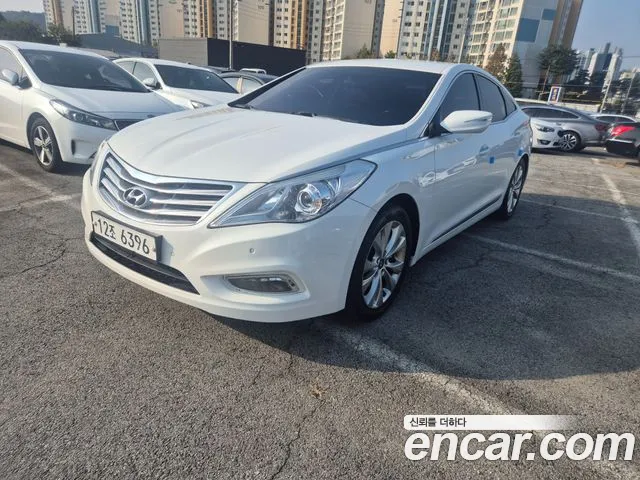 Hyundai Grandeur 2011 — photo 1