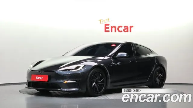 Tesla Model S 2026 — photo 1
