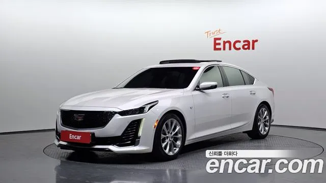 Cadillac CT5 2022 — photo 1