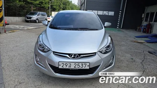 Hyundai AVANTE 2015 — photo 1