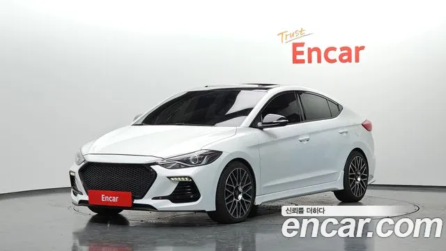 Hyundai AVANTE 2017 — photo 1