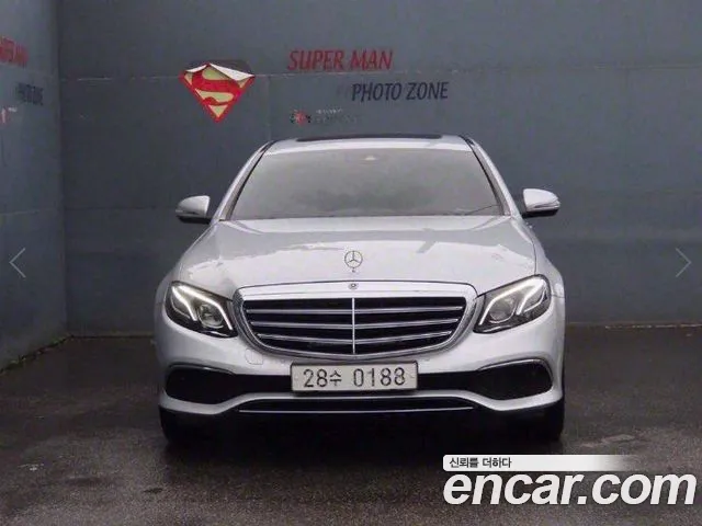 Mercedes-Benz E-Class 2017 — photo 1