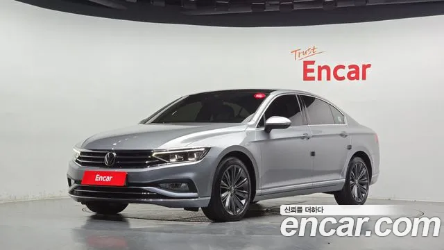 Volkswagen Passat 2021 — photo 1