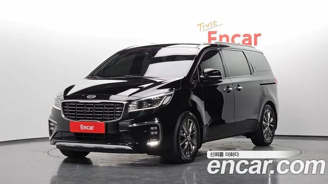 Kia Canival 2019 — photo 1