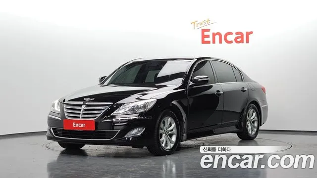 Hyundai Genesis 2012 — photo 1