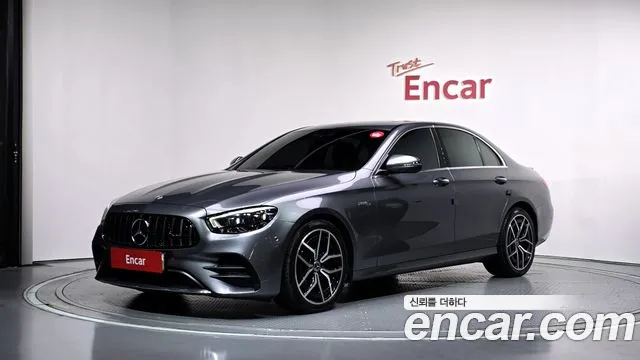 Mercedes-Benz E-Class 2021 — photo 1