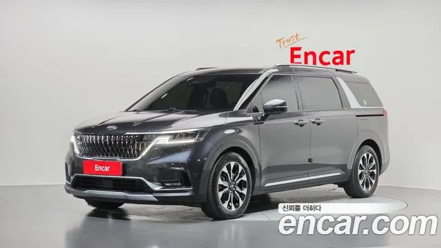 Kia Canival 2021 — photo 1