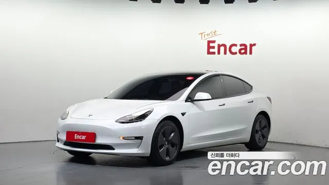 Tesla Model 3 2022 — photo 1