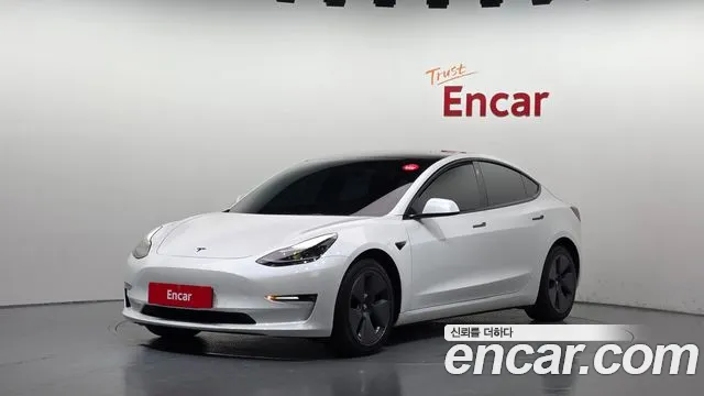 Tesla Model 3 2022 — photo 1