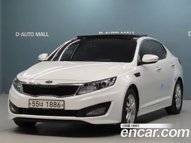 Kia K5 2011 — photo 1