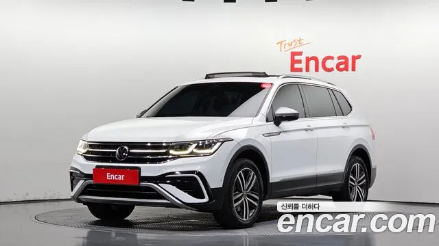 Volkswagen Tiguan 2022 — photo 1
