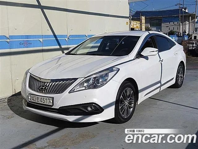 Hyundai Grandeur 2015 — photo 1