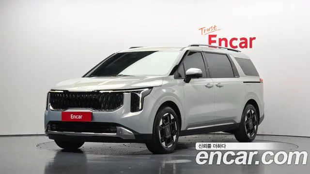 Kia Canival 2025 — photo 1