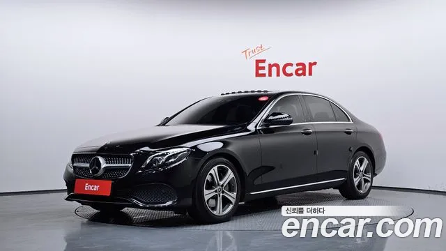 Mercedes-Benz E-Class 2017 — photo 1