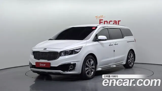 Kia Canival 2017 — photo 1