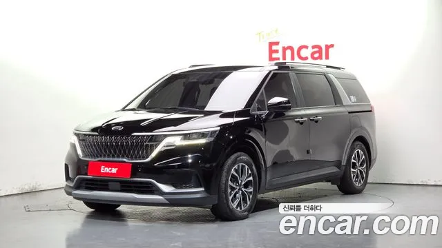 Kia Canival 2021 — photo 1