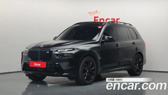 BMW X7 2025 — photo 1