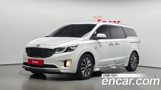 Kia Canival 2018 — photo 1