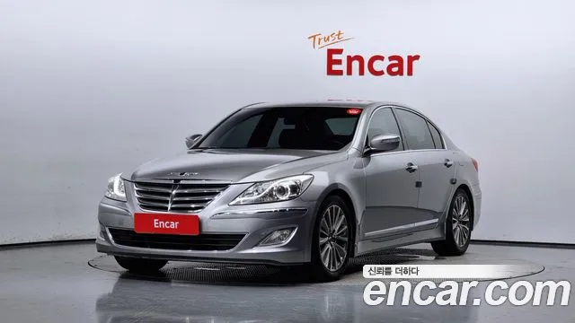 Hyundai Genesis 2013 — photo 1