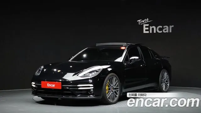 Porsche Panamera 2021 — photo 1