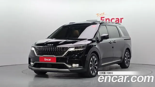 Kia Canival 2022 — photo 1