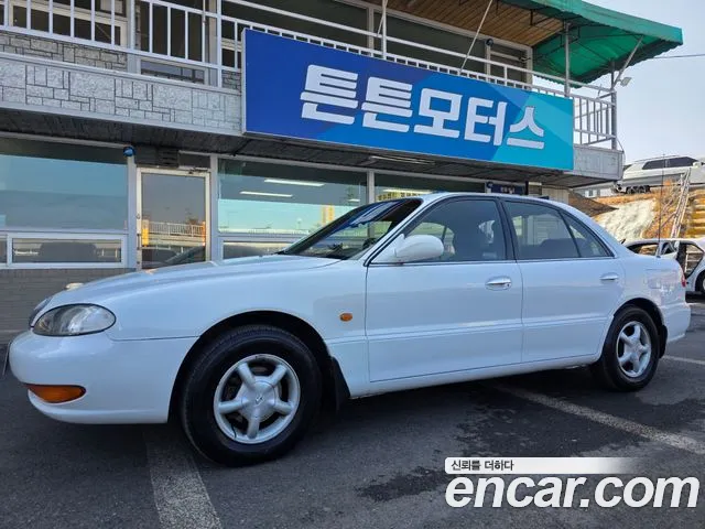 Hyundai Marcia 1995 — photo 1