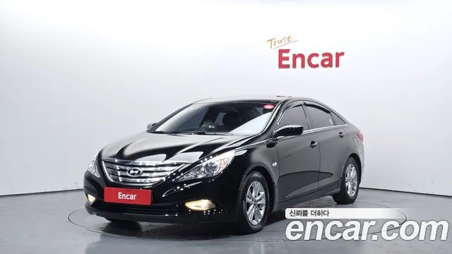 Hyundai Sonata 2011 — photo 1