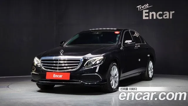Mercedes-Benz E-Class 2019 — photo 1