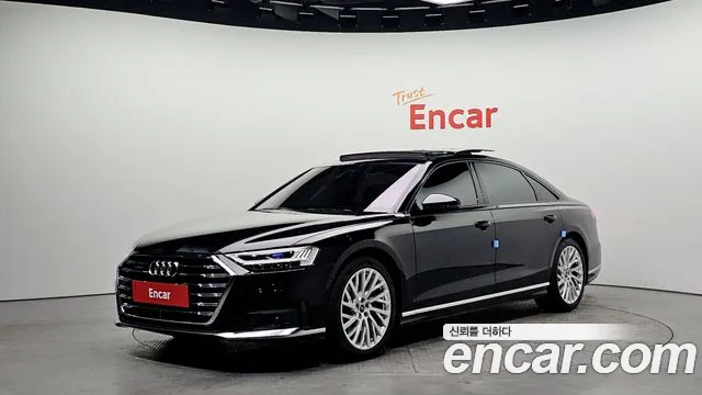 Audi A8 2021 — photo 1