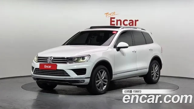 Volkswagen Touareg 2016 — photo 1