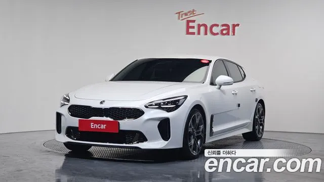 Kia Stinger 2021 — photo 1