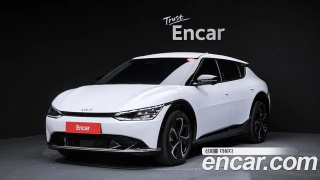 Kia EV6 2023 — photo 1