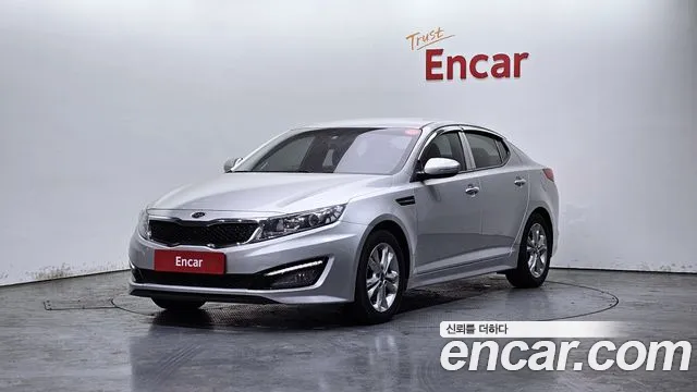 Kia K5 2011 — photo 1