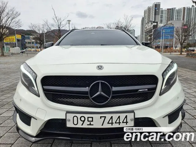 Mercedes-Benz GLA-Class 2016 — photo 1