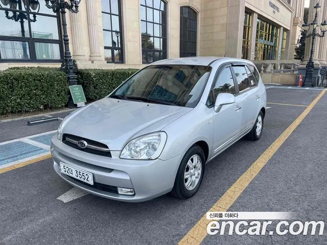 Kia Carens 2007 — photo 1