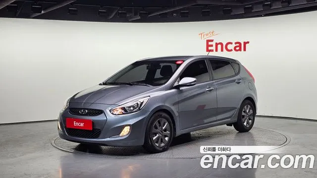 Hyundai Accent 2019 — photo 1
