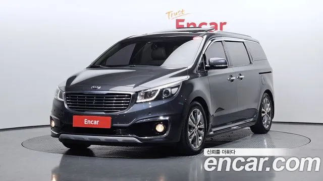 Kia Canival 2017 — photo 1