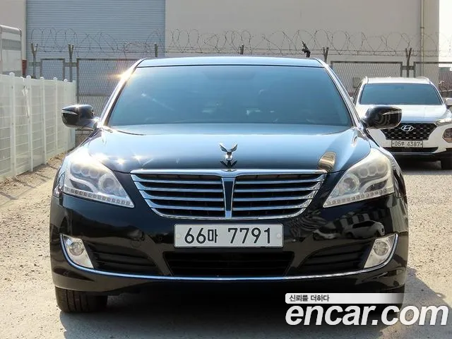 Hyundai Equus 2015 — photo 1