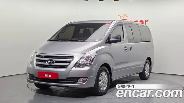 Hyundai Starex 2018 — photo 1