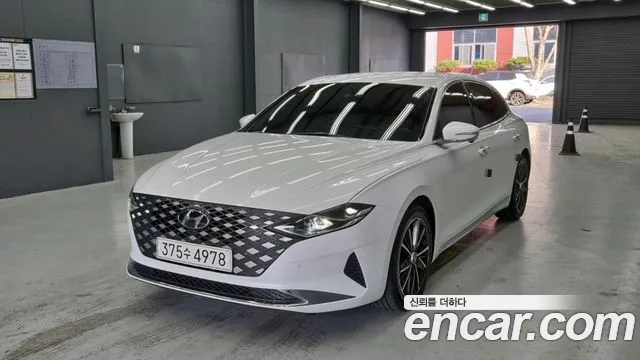 Hyundai Grandeur 2022 — photo 1