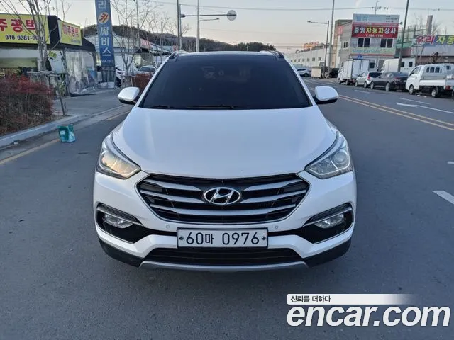Hyundai Santafe 2016 — photo 1
