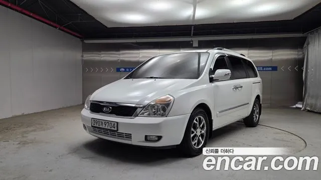 Kia Canival 2014 — photo 1