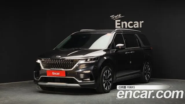 Kia Canival 2021 — photo 1