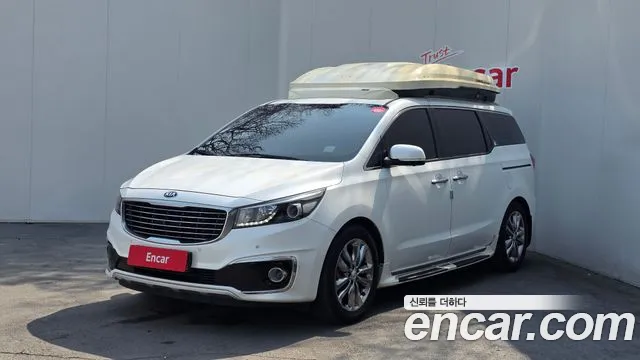 Kia Canival 2017 — photo 1
